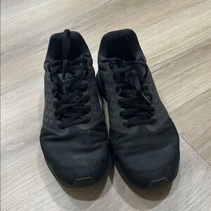 Black Low Key Nike Men's Shoes Size 11